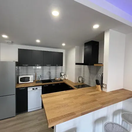 公寓 Modern And Pleasant In The Heart Of The